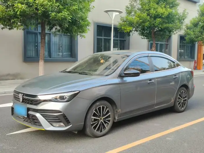 Roewe i5 2021 Model 1.5L CVT Platinum edition