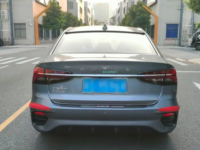 Roewe i5 2021 Model 1.5L CVT Platinum edition – фото 5