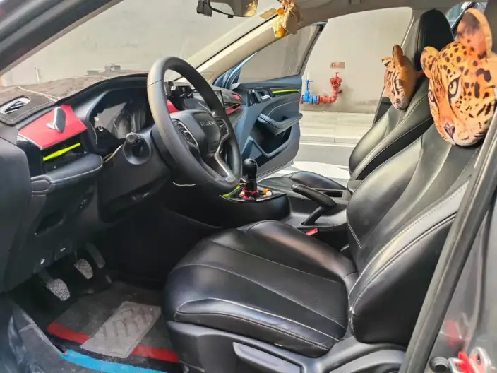 Roewe i5 2021 Model 1.5L CVT Platinum edition – фото 8