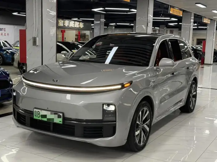 Li Auto L8 2023 Model Pro Edition