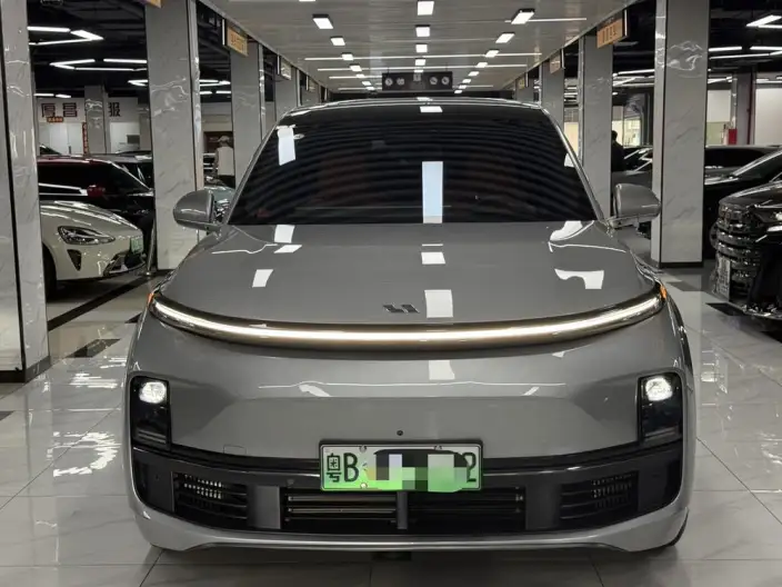Li Auto L8 2023 Model Pro Edition
