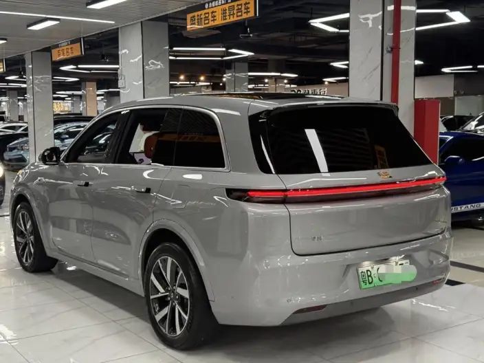 Li Auto L8 2023 Model Pro Edition