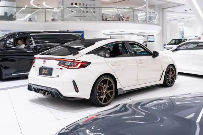 Honda Civic Imported 2023 Model 420TURBO TYPE R – фото 6
