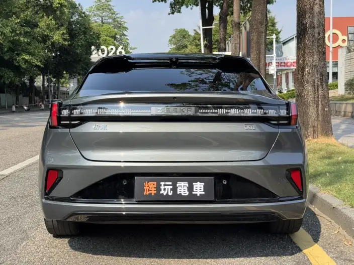 ZEEKR 001 2024 Model YOU Edition 100kWh 4WD – фото 6