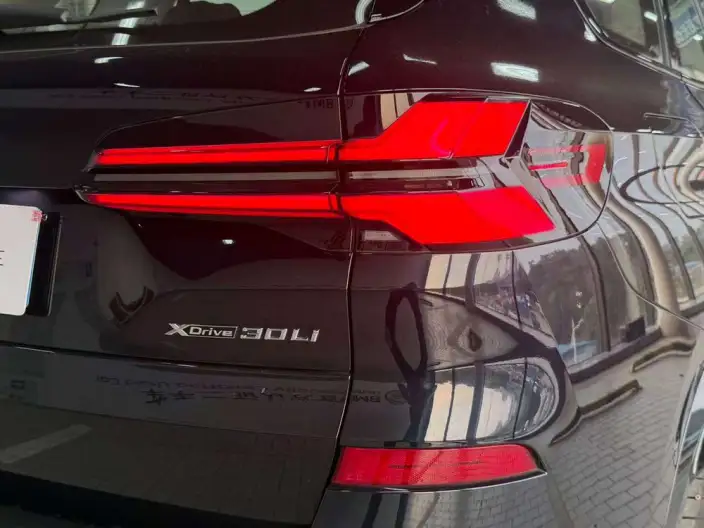 BMW X5 2025 Model xDrive30Li M Sports Night Set – фото 7