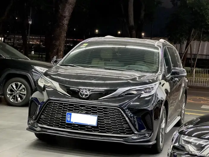 Granvia 2024 Model Intelligent Hybrid 2.5L 4WD Noble PLUS Edition