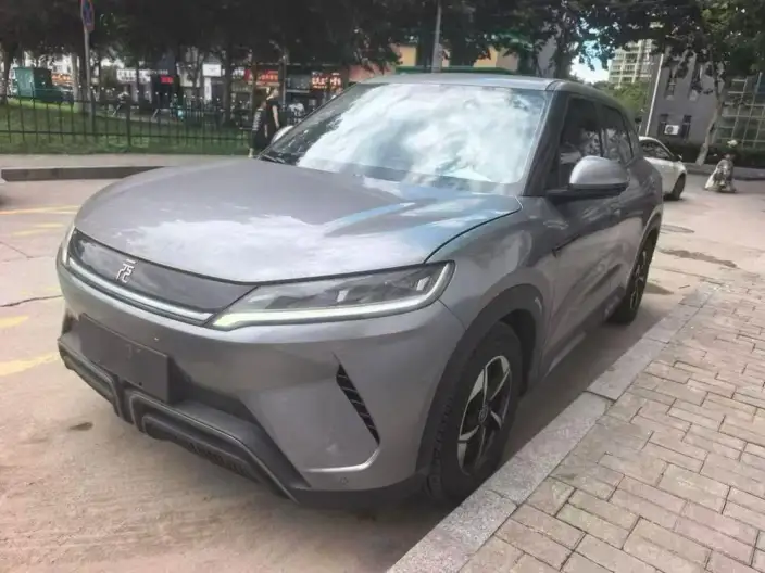Yuan UP 2025 Model Smart Driving Edition 401KM Vitality Edition – фото 1