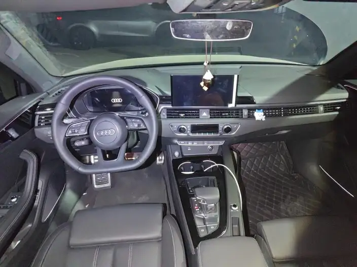 Audi A4 L 2024 Model 40 TFSI Luxury Dynamic Model – фото 5