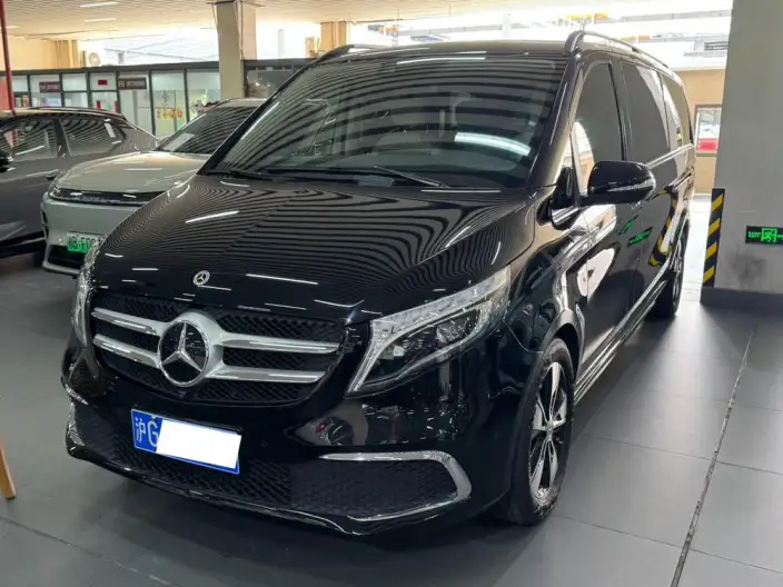 Mercedes-Benz V-Class 2021 Model V 260 L Long wheelbase Deluxe Edition – фото 1