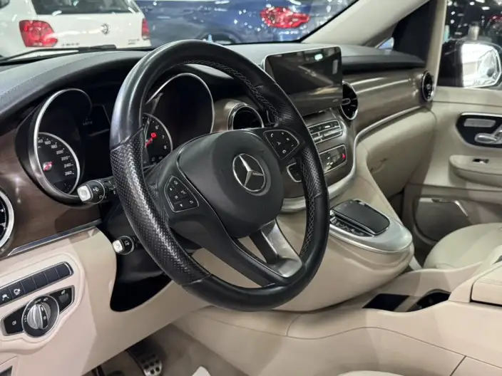 Mercedes-Benz V-Class 2021 Model V 260 L Long wheelbase Deluxe Edition – фото 8