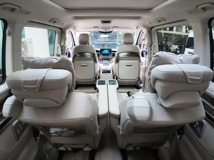 Mercedes-Benz V-Class 2022 Model V 260 L Long wheelbase Premium Edition – фото 6