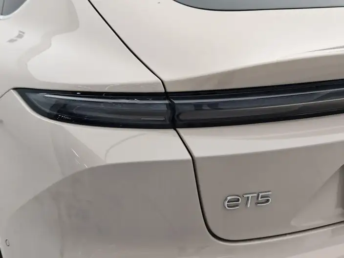 NIO ET5 2024 Model 75kWh – фото 5