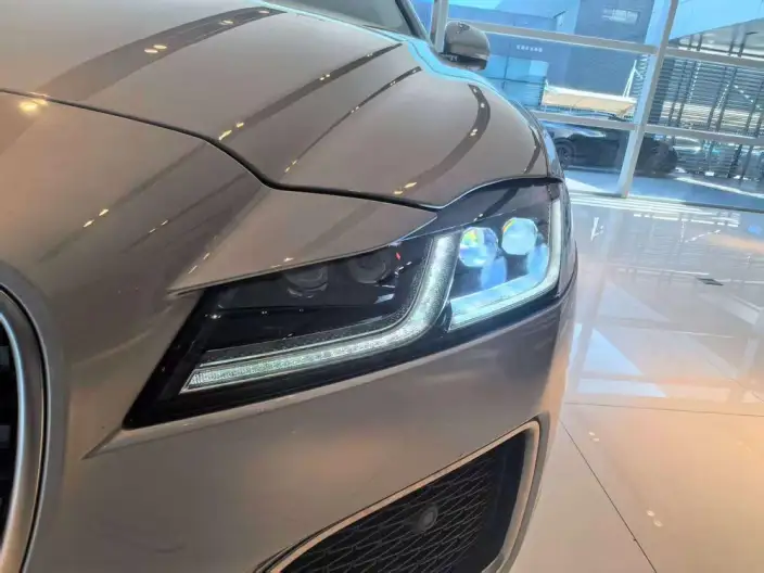 Jaguar XFL 2024 Model 2.0T P250 2WD Exclusive Deluxe Edition – фото 6