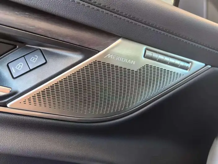 Jaguar XFL 2024 Model 2.0T P250 2WD Exclusive Deluxe Edition – фото 7