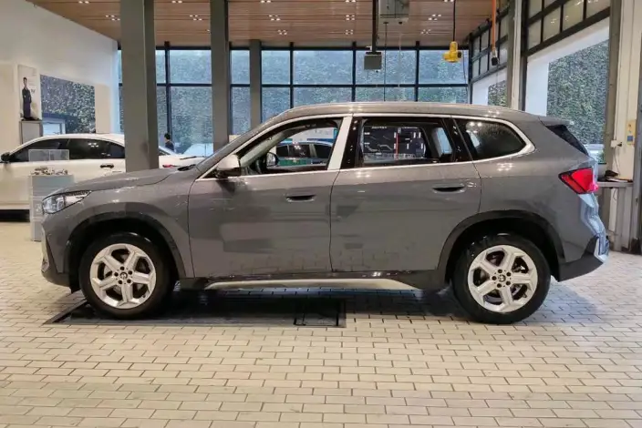 BMW X1 2023 Model sDrive20Li X Design Set – фото 3
