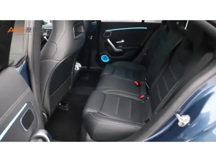 Mercedes-Benz CLA Imported 2022 Model CLA 260 4MATIC Four-door Coupe – фото 9