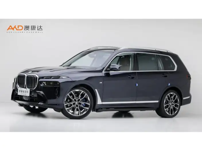 BMW X7 2023 Model xDrive40i Executive Model M Sports Set – фото 1