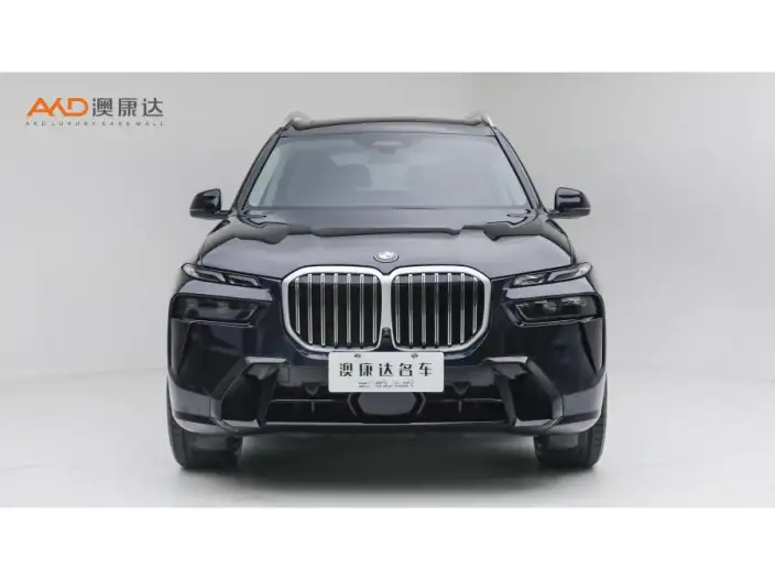 BMW X7 2023 Model xDrive40i Executive Model M Sports Set – фото 2