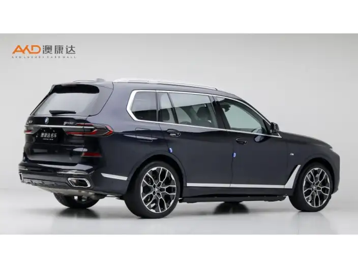 BMW X7 2023 Model xDrive40i Executive Model M Sports Set – фото 4