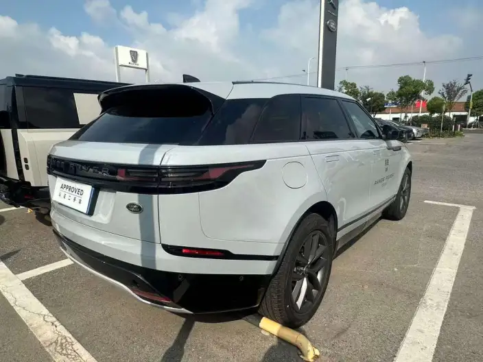Range Rover Velar 2025 Model Dynamic SE – фото 6