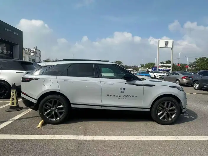 Range Rover Velar 2025 Model Dynamic SE – фото 7