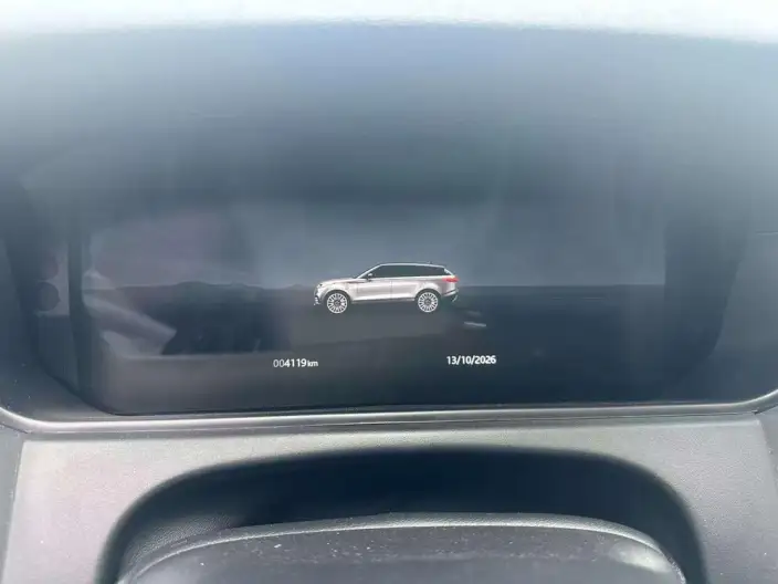 Range Rover Velar 2025 Model Dynamic SE – фото 9