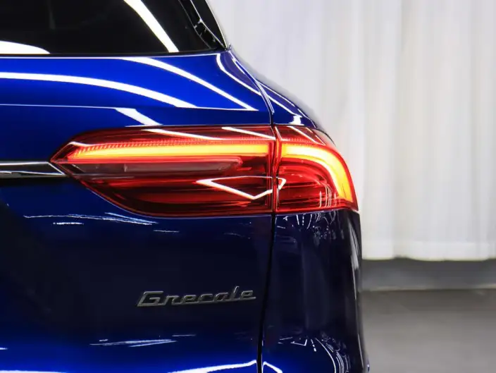 Grecale 2023 Model 3.0T Trofeo – фото 6