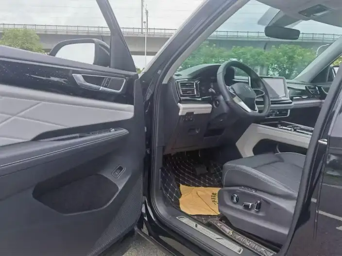 Volkswagen Teramont 2023 Model 530 V6 4WD Respect Deluxe Edition – фото 4