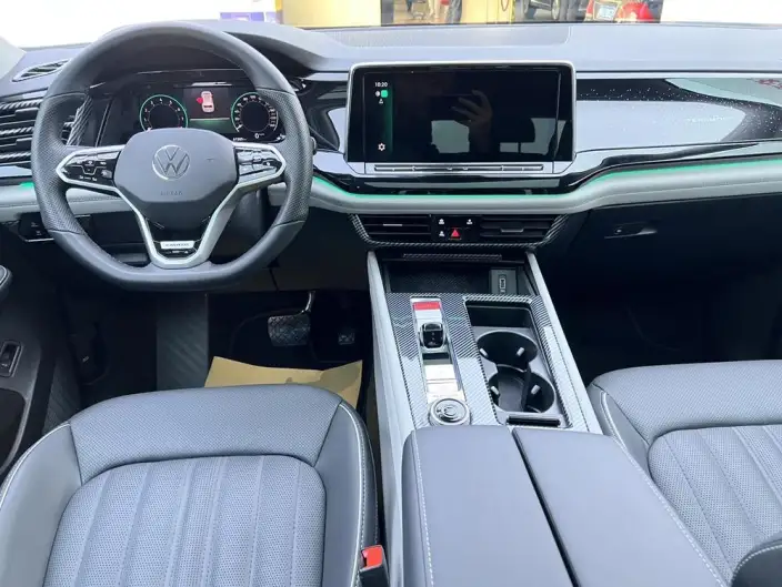 Volkswagen Teramont 2023 Model 530 V6 4WD Respect Deluxe Edition – фото 5