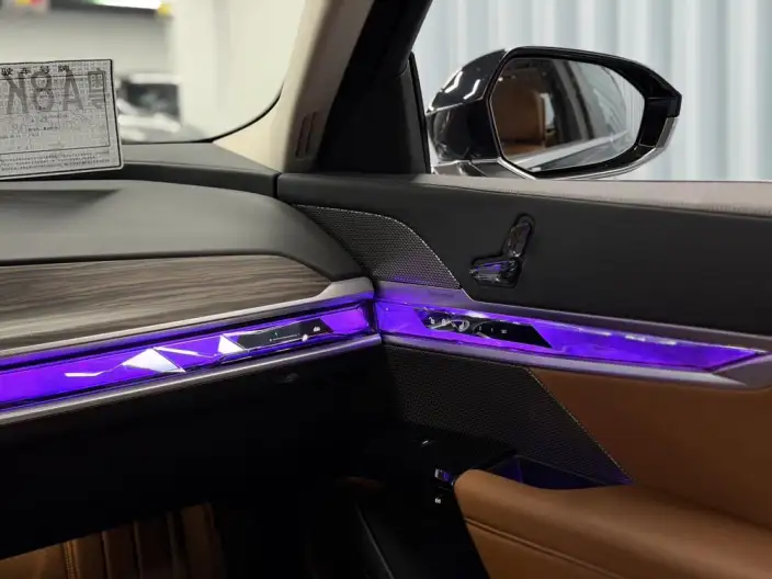 BMW i7 2023 Model eDrive50L Leading Model M Sports Set – фото 4