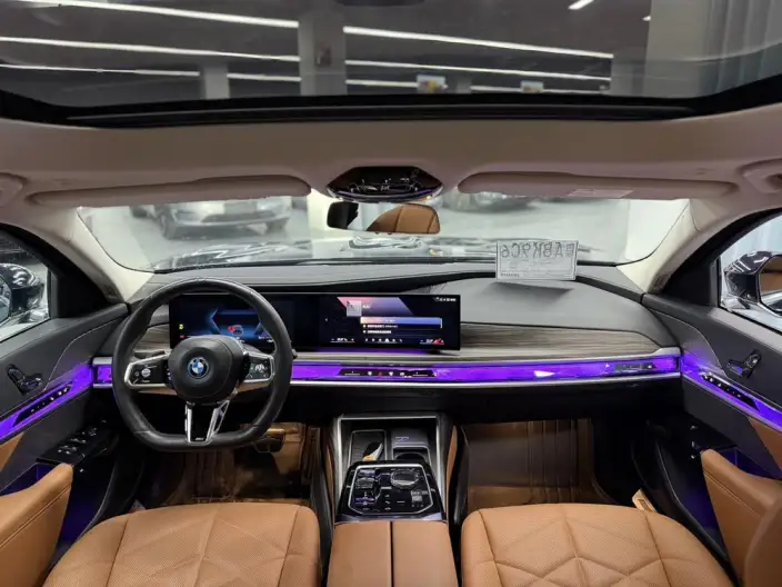 BMW i7 2023 Model eDrive50L Leading Model M Sports Set – фото 6