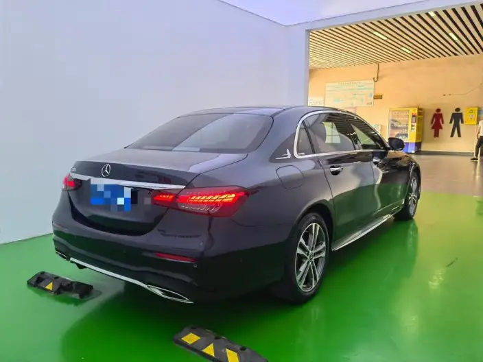 Mercedes-Benz E-Class 2023 Model Facelift E 260 L Sports sedan – фото 6