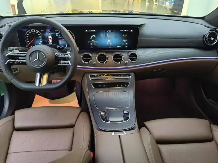 Mercedes-Benz E-Class 2023 Model Facelift E 260 L Sports sedan – фото 7