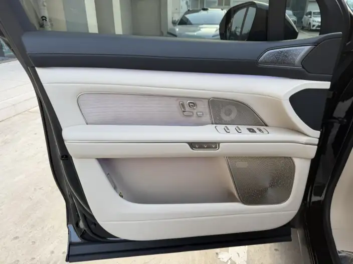 NIO ES8 2026 Model VI seat Executive Signature Edition – фото 7