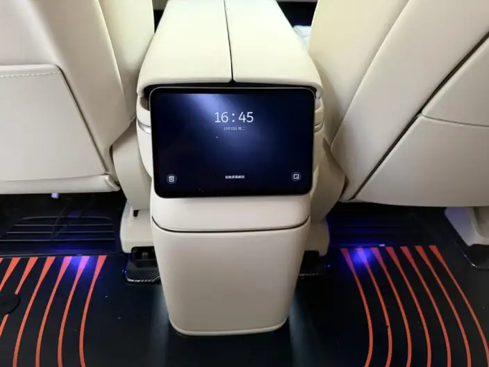NIO ES8 2026 Model VI seat Executive Signature Edition – фото 9