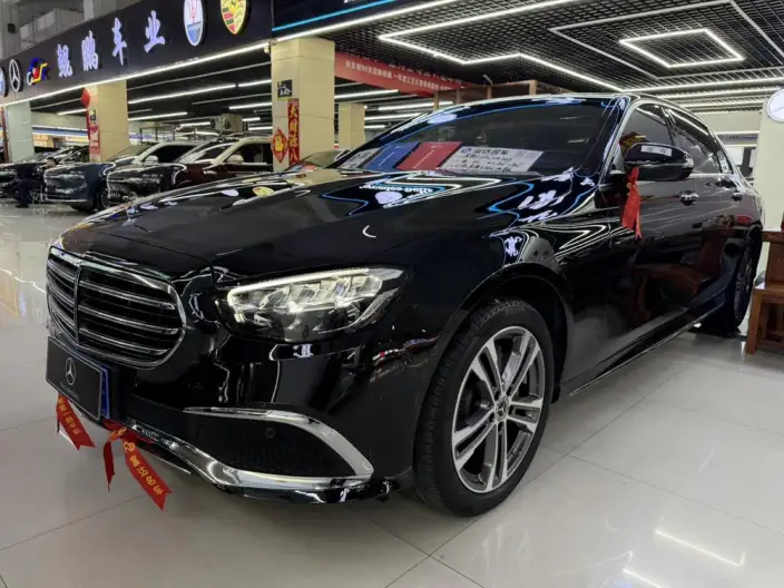 Mercedes-Benz E-Class 2023 Model E 260 L 4MATIC sedan – фото 1