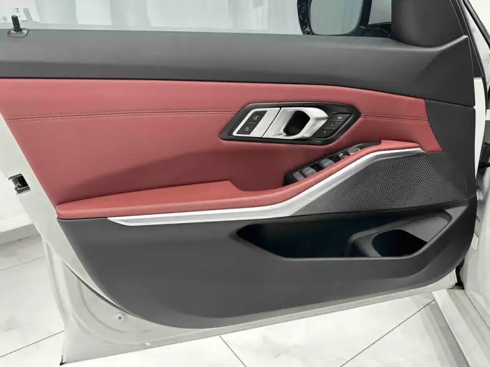 BMW 3 Series 2023 Model 320Li M Sports Set – фото 10