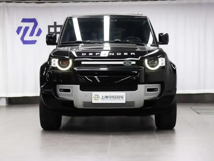 Land Rover Defender 2024 Model 110 3.0T P400 XS