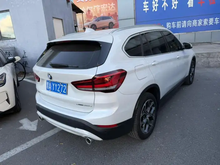 BMW X1 2022 Model sDrive25Li Leading Model – фото 6