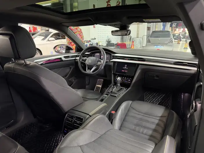 Volkswagen CC 2021 Model 380TSI Eye-catching version 30th Anniversary Memorial Edition – фото 6