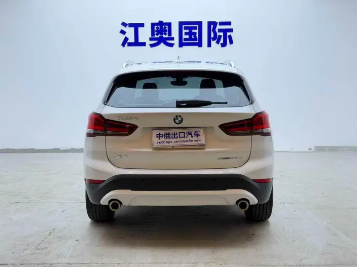 BMW X1 2021 Model sDrive20Li Fashion Model – фото 5