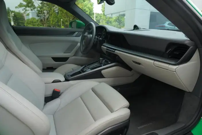 PORSCHE 911 2023 Model Carrera 3.0T – фото 10