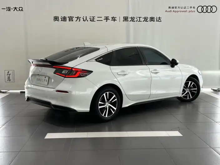 Honda Civic 2023 Model HATCHBACK 240TURBO CVT Extreme Leap Edition – фото 5