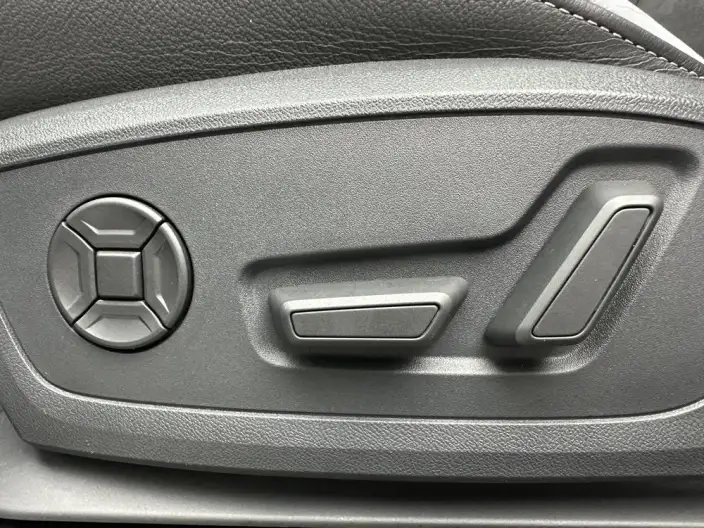 AUDI Q3 2023 Model 35 TFSI Fashion Dynamic Model – фото 8
