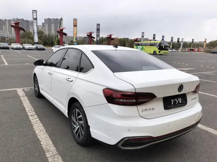 Volkswagen Lavida 2023 Model Facelift 1.5L Automatic Five million editions – фото 5
