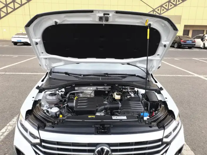 Volkswagen Lavida 2023 Model Facelift 1.5L Automatic Five million editions – фото 8