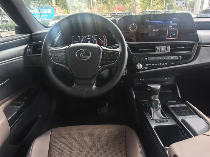 Lexus ES 2021 Model 200 Superior Edition – фото 9