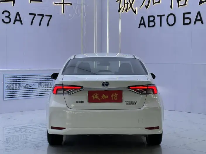 Toyota Corolla 2023 Model Intelligent Hybrid 1.8L E-CVT Elite Edition – фото 5