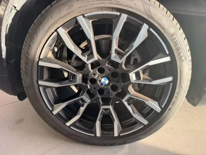 BMW X5 2023 Model xDrive40Li M Sports Set – фото 5