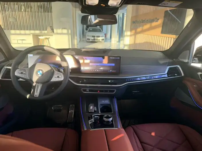 BMW X5 2023 Model xDrive40Li M Sports Set – фото 6